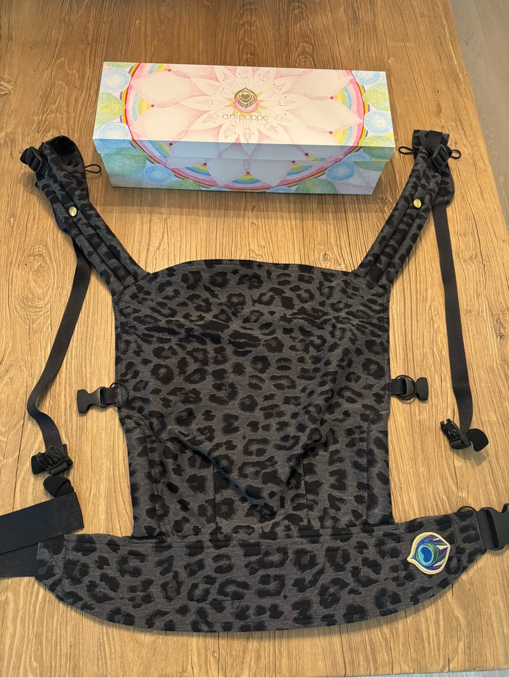 Artipoppe Zeitgeist Toddler Carrier Leopard Grey